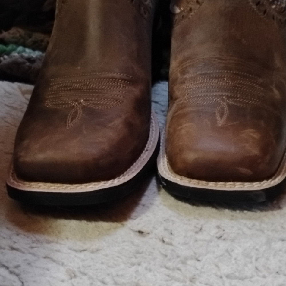 Ariat Digital Camo Heeled Boots with Flag Detail - Picture 8 of 14